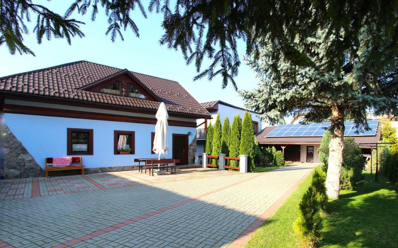 Penzion Saty Liptovske Sliace Zewnętrze zdjęcie
